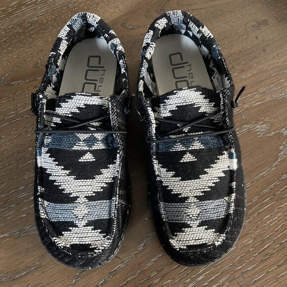 Hey Dude Wendy Funk Santa Fe Shoes Womens Size 7 Black White Gray Aztec Slip On - Picture 1 of 7